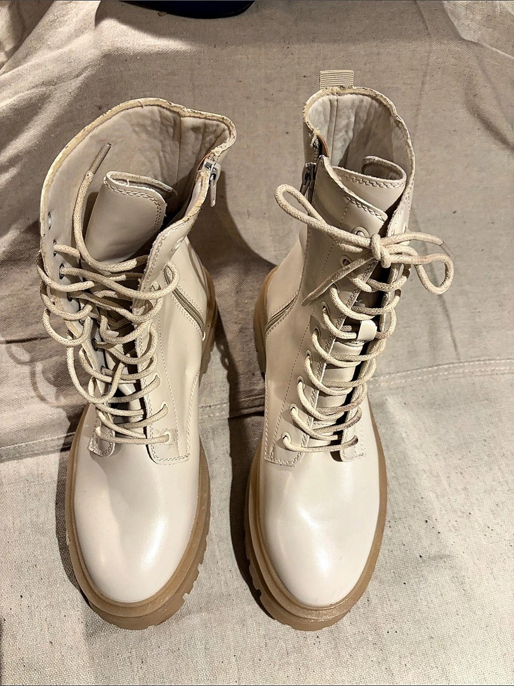 Women's Combat Boots in Beige New new never worn size 10